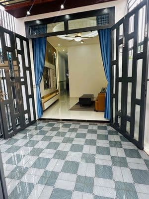 Chính chủ bán nhà hóc môn - full nội thất - lô góc 60m2 - hẻm xe hơi
