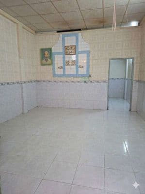 Bán nhà Quận 11 đường Lạc Long Quân 2 tầng 32m2 chỉ 3.85 tỷ