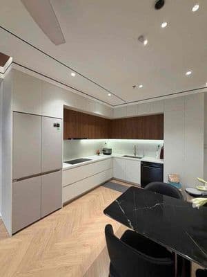 Bán căn 3N2WC nội thất cao cấp. Giá 5,1 tỷ tại Vinhomes smart city