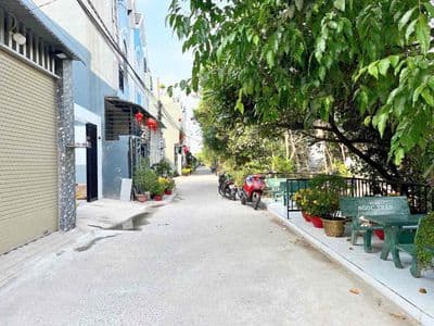 bán gấp nhà 1Trệt 1 lầu - chợ Mỹ hạnh Nam - Cầu lớn-Hooc Môn