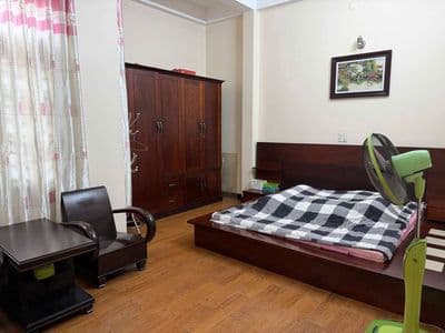 Cho thuê nhà nguyên căn Đường Nguyễn Trung Trực - Nha Trang