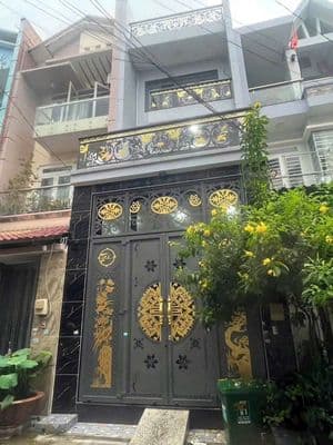 nhà mới ,gần trường Kim Đồng.nội thất cơ bản