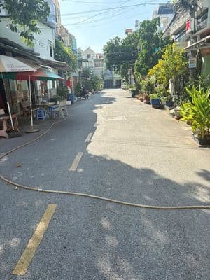 Bán gấp đất 2 mặt tiền hẻm ng ảnh thủ - 63,5m2 giá 2tỷ9 gần bv q12 shr