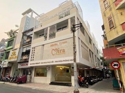 Căn góc 2MT Hai Bà Trưng, Q3. Dt: 8x20m, Kc: trệt 2 lầu. Gía: 120tr