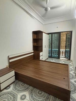 Nhà mới 4 tầng như ảnh chụp , full đồ, trung tâm phó Tôn Đức Thắng