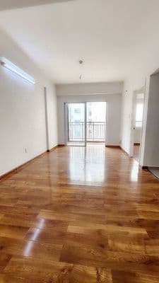 Bán căn ban công Ehome 3, nhà trống 2PN, 2WC, block A8, giá 2,76 tỷ