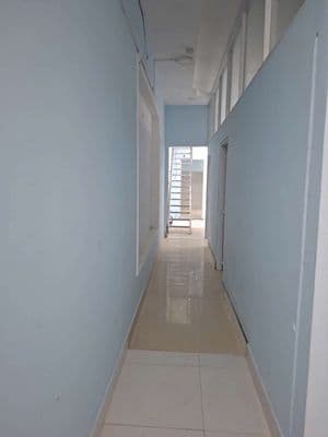 Cho thuê nhà xã Bình Hưng hẻm xe hơi 90m2