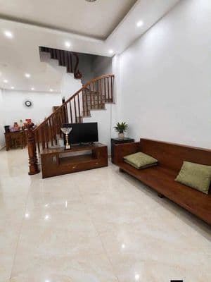 Cho thuê nhà 5 tầng full đồ Tựu Liệt 7.5 tr