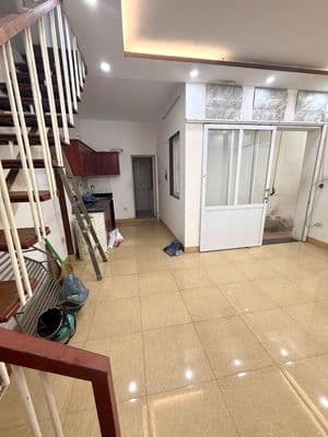 Cho thuê nhà 37m2, 2 tầng, 2 ngủ tại Vĩnh Hưng, Hoàng Mai