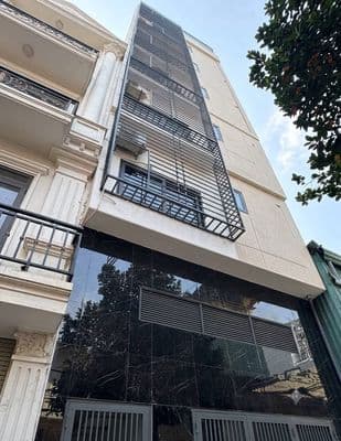Bán chung cư mini 7 tầng mới, ô tô đỗ cổng, 8 tỷ