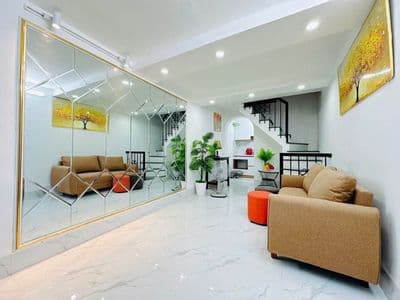Nhà trung tâm Ô Chợ Dừa, 4 tầng, 3 ngủ, 40m ra phố