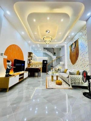Bán nhà Học Viện Tài Chính, 34m2, Full nội thất, SĐCC