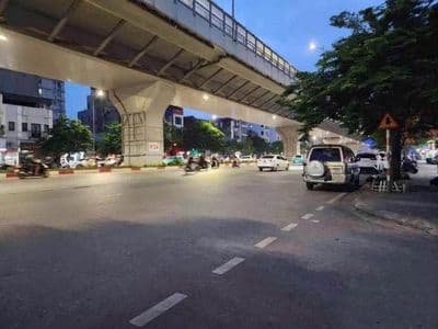 Bán nhà mặt tiền rộng Minh Khai, Hai Bà Trưng, thang máy, 9m mặt tiền