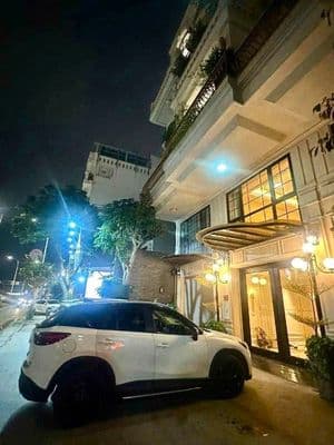 Nhà 97m² Lê Trọng Tấn, Thanh Xuân, có gara ô tô, thang máy