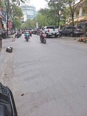 Nhà 7 tầng thang máy TT Thanh Trì, cách BX Nước Ngầm 5p