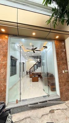 Nhà 4 tầng full đồ Quỳnh Đô, nhỉnh 6 tỷ