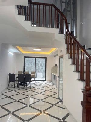 Nhà 5 tầng 62m2 Thanh Trì, ngõ ô tô