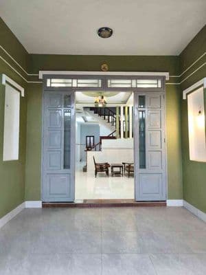 Bán nhà mặt tiền kinh doanh Dĩ An, 69.8m2, 4.39 tỷ