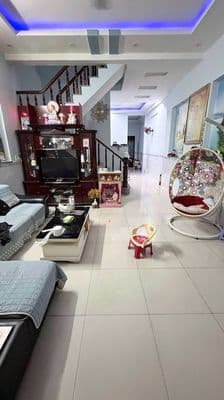 Nhà Hoàn công, Sân xe Hơi 107m2 gần 22.12