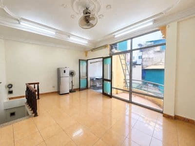 Cho thuê nhà 30m x 4T, Đống Đa, full nội thất