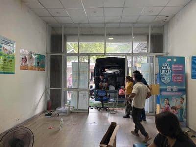 Cho thuê mặt bằng Âu Cơ 130m2