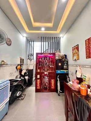 Nhà hxh 45m² gần vòng xoay, chợ Phú Lâm, gần trường Mạc Đĩnh Chi
