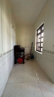 Cho thuê nhà 4PN full nội thất, đường 8m, Vietsing An Phú