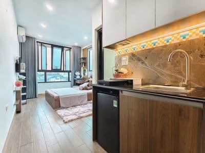 CHDV Full Đồ ngay Trần Duy Hưng, Ô Tô ĐỖ Cửa