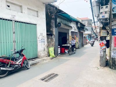 Bán đất tặng nhà cũ mặt phố La Khê, kinh doanh sầm uất