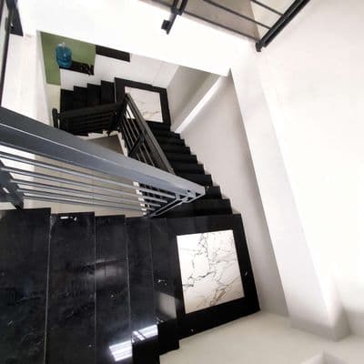 Cho thuê nhà mặt tiền mới 100% 25tr