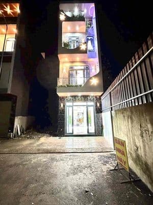 nhà 2 lầu 1 trệt Bình Chuẩn,Thuận An,đầy đủ nội thất,đường 7m đậu ô to