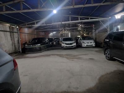 Cho thuê khu đất ở bình thạnh ~950m² – 2 mặt tiền hẻm – xe hơi 5m