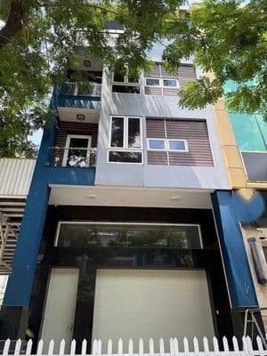 Cho thuê nhà mt hoàng diệu_7x18m_trệt lửng 3 lầu, nhà mới đẹp.