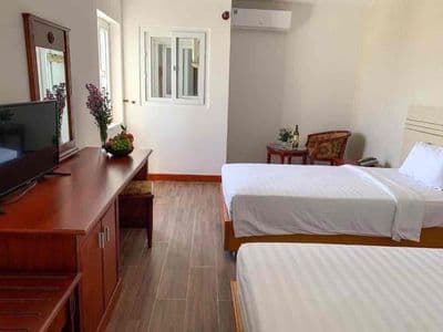 Cần Cho Thuê Khách Sạn có Thang Máy, đang vận hành 17 phòng Khu Thu