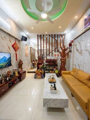 Bán nhà trung tâm Trần Nguyên Hãn – 60m , 4 tầng . Giá 3.8 tỷ