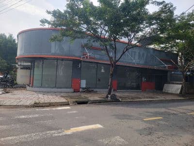 Nhà cấp 4 gần cầu hòa xuân 2 mặt tiền