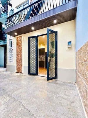 Nhà Mới Dương Quảng Hàm 3 Tỷ 3Phòng Ngủ Sân Thượng