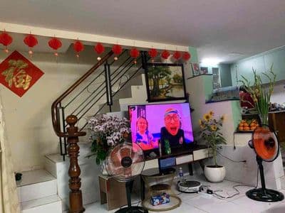 Cho thuê nhà ĐÃ LÊN FULL ĐỒ. Hẽm nhánh Cao Lỗ. Dt 6x8. Giá 9tr5.