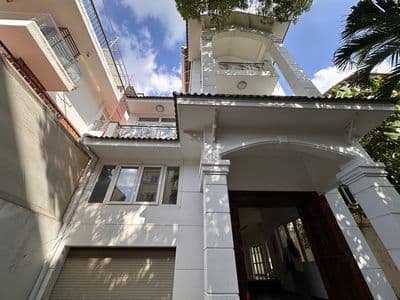 Nhà đường nguyễn minh hoàng diện tích: 8x20m trệt 2 lầu cho thuê