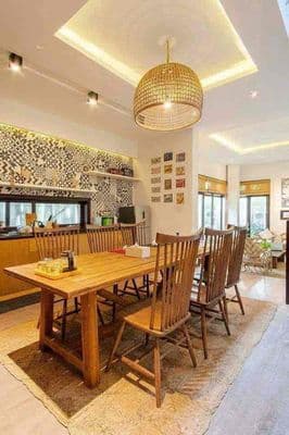 Nhà đẹp sát hồ nghinh,biển mỹ khê,4pn,4wc