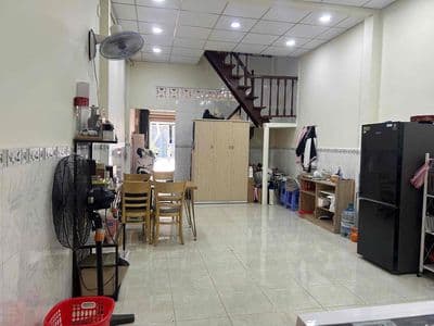 Cho thuê nhà Mt Đỗ Bí 4x19m trệt lầu giá 13 triệu