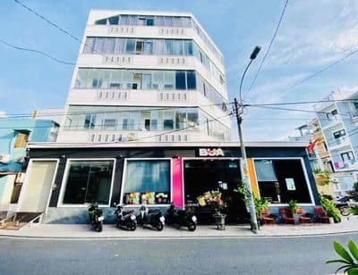 Căn góc 5 tầng, thang máy, dt 111 m2, (6.6x16m), mt đường số 10
