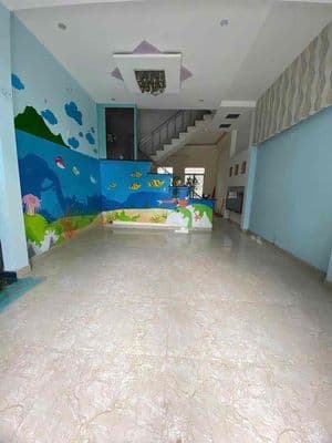 Nhà 3 tầng mới 2 mặt tiền đường qh 5m5 điện biên phủ