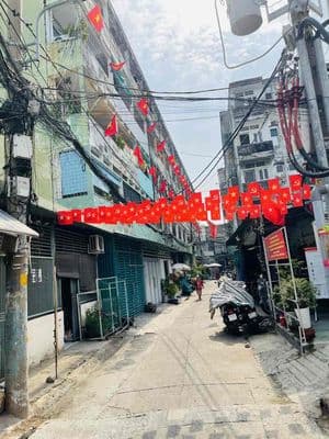 Bán Căn Chung Cư Lầu3 48m2 2Pn 1Wc SHR Thống Nhất P16
