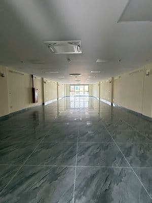 Chính chủ cho thuê văn phòng 265m2 mặt phố Đại La