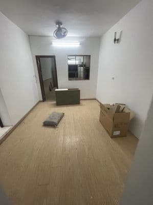 Căn hộ Tập thể tầng 5 DT70 2 P.Ngủ thoáng ngõ ôtô phố Hoàng Ngọc Phách
