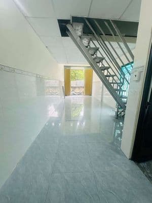 Nhà mới 1 trệt 1.lửng 4m×14m.gồm 2 ngủ
