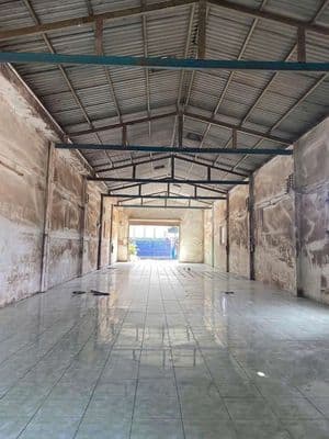 Cho thuê xưởng KV gần 2000m2 xD 600m2 giá 50tr Dương Công Khi Hóc Môn