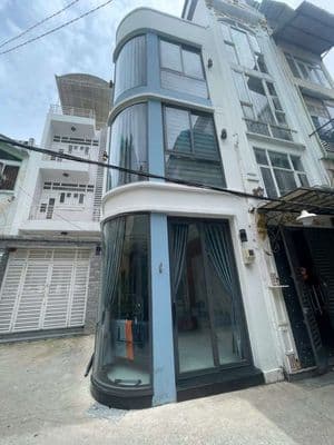 Hẽm 70 trần bình trọng, quận 5. trệt 2 lầu st, 6 tỷ 500
