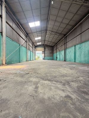 Cho thuê xưởng và nhà 350m2 giá 15 tr/ tháng thích hợp nhiều nghề